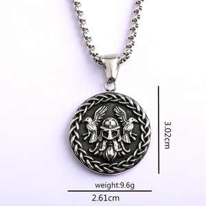 Collier pendentif en acier inoxydable de style nordique vintage, design squelette, bijoux unisexes, cadeau pour hommes et femmes - Product Image 4