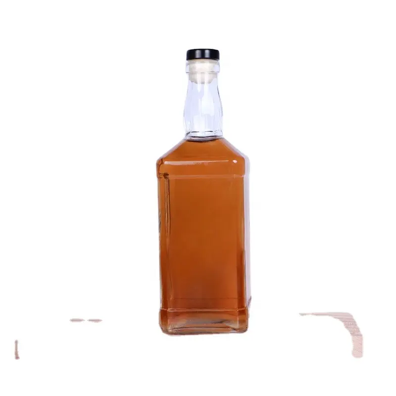 Groothandel 700Ml Nieuw Ontwerp Beste Lege Koop Whiskyglazen Fles Met Zwart Kurk Deksel