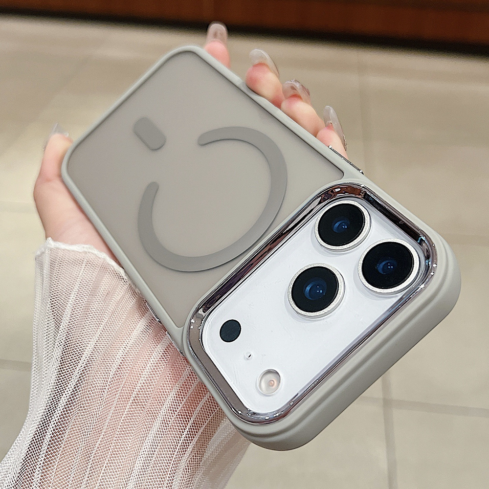 สีเทาเข้ม