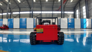 Tondeuse à gazon commerciale tout-terrain à moteur diesel pour le désherbage et les travaux sur les pentes - Product Image 5