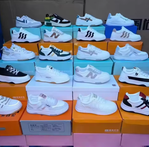 Liquidation : Chaussures de sport décontractées respirantes à lacets pour femmes – Vente en gros à prix réduit – Stock disponible - Product Image 1