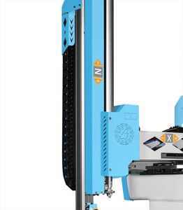 Robot Manipulador Automático de Cinco Ejes con Servomotor de Alta Calidad para Moldeo por Inyección, Motor Central de Alto Rendimiento, Duradero y Seguro - Product Image 4