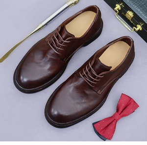 รองเท้าอ็อกซ์ฟอร์ดสไตล์วินเทจสำหรับผู้ชาย หนังแท้ สวมแบบสลิปออน พื้นเรียบ กันลื่น กันน้ำ ลายดอกไม้ เหมาะสำหรับงานแต่งงาน - Product Image 2