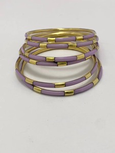 Bracelets en résine très demandés pour femmes, parfaits pour les mariages, les festivals et les événements culturels, disponibles à un prix raisonnable. - Product Image 2
