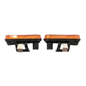 อะไหล่ระบบไฟรถบรรทุกคุณภาพสูง LH 2334727 RH 2334728 ไฟเลี้ยวข้าง LED สีเหลืองอำพัน สำหรับรถบรรทุก Scania G410 P450 - Product Image 4
