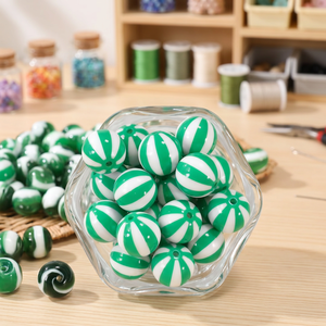 Perles en résine faites à la main de style art populaire de haute qualité pour la création de bijoux sur le thème de l'amour, objets de collection artistiques - Vente en gros - Product Image 3