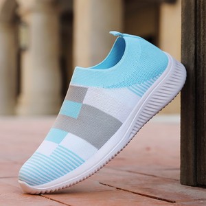 Zapatillas Casuales Suaves para Mujer Estilo Coreano con Parte Superior de Tejido Fly Knit, Tendencia de Moda, Sin Cordones, Para Todas las Estaciones, Venta al Por Mayor - Product Image 2