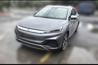 BYD Atto 3 d'occasion 2022, SUV de luxe, boîte automatique, moteur turbo, intérieur clair, sièges en cuir, caméra arrière, jantes métalliques R17, conduite à gauche
