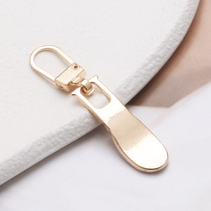 Glissière de <span class=keywords><strong>fermeture</strong></span> <span class=keywords><strong>éclair</strong></span> personnalisée gravée - Tirette de <span class=keywords><strong>fermeture</strong></span> <span class=keywords><strong>éclair</strong></span> détachable en métal pour sweat-shirts et sacs - Product Image 2