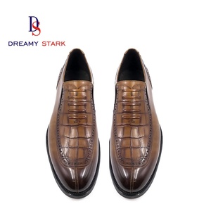 Zapatos Italianos de Alta Calidad, Diseño Bicolor, Cuero Genuino, Hechos a Mano, Logotipo Personalizado, Marca Original, Cómodos y Fáciles de Poner - Product Image 2