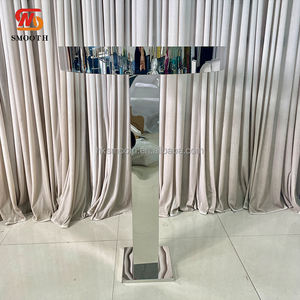 Decoración de Mesa de Boda Elegante, Soportes para Flores con Cortina de Cuentas de Cristal, Base de Acero Inoxidable Dorado - Product Image 6