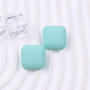 Pendientes de tuerca de color acrílico, pendientes de color caramelo con pintura en aerosol de doble cara para mujer Uionen 795 - Product Image 3