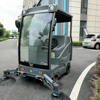 Machine de balayage électrique pour la gestion des propriétés communautaires, parcs industriels et routes, idéale pour le nettoyage des feuilles