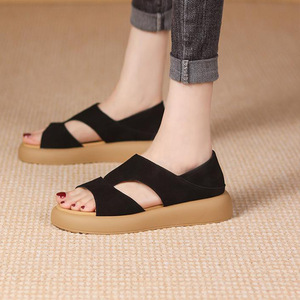 Women Summer New Soft Sole Two-Way Roman <b>Sandals</b> Thick Sole Large Casual Leopard Print Beach <b>Sandals</b> - Product Image 3