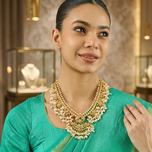Collier court en or poli avec pierre verte en forme de couronne, collection culturelle Silver Temple, pour femme, pour mariage 185435 - Product Image 2