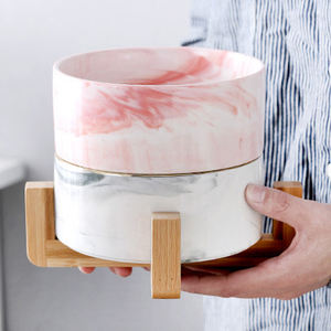 Nouveaux Styles Gris Beige Marbre 6 Pouces Avec Support En <span class=keywords><strong>Bois</strong></span> Or Jante De Luxe Fruits Nouilles Céréales Salade Alimentaire Ronde Céramique Bols Ensemble - Product Image 4