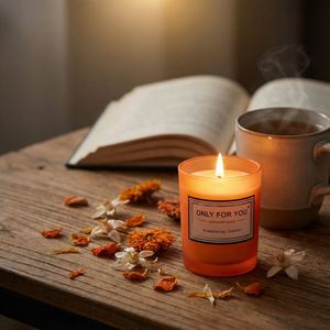 Set de Regalo de Cuidado Personal Naranja de 6 Piezas con Bolsa y Caja de Regalo - Kit de Spa para Mujer, Paquete de Relajación con Taza y Vela - Product Image 3