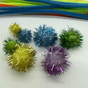 Kits d'activités créatives DIY pour enfants : fournitures d'artisanat, épingles à fil, feutres colorés, pompons - Product Image 6