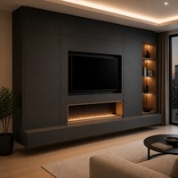 Meuble TV mural sur mesure avec intégration de foyer électrique linéaire, tiroirs flottants et rangement asymétrique en placage de bois