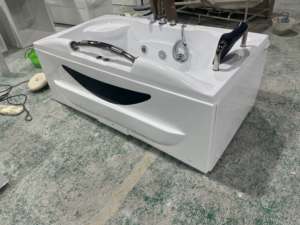 Baignoire <span class=keywords><strong>spa</strong></span> à remous double HG 1,7 m avec douche intégrée, barre d'appui de sécurité et baignoire autoportante moderne à jets - Product Image 6