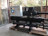 Refroidisseur à vis simple refroidi par eau 120HP 450.4KW haute efficacité pour l'industrie agroalimentaire et l'électronique