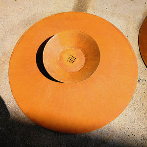 หลุมไฟคอนกรีตสไตล์ทันสมัยพร้อมการเก็บรักษาความร้อนสูงเผาฟืนเหล็กคอร์เทนสำหรับให้ความร้อนกลางแจ้ง - Product Image 1