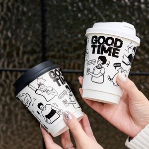 Vasos de Papel Desechables de Doble Pared de 10oz Personalizados con Recubrimiento para Café, Té con Leche y Bebidas Calientes, con Tapas y Diseños de Graffiti Pintados a Mano - Product Image 2