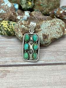 Pendentif en argent sterling fait main avec turquoise Kingman plaqué rhodium pour bijoux pour femmes - Product Image 3