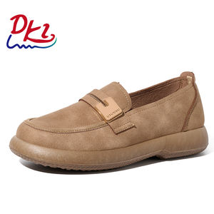 Vente en gros de mocassins Bairuilun larges pour femmes chaussures plates sans lacet décontractées mocassins confortables pour femmes mocassins habillés - Product Image 2