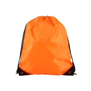 Sac à dos personnalisé en polyester avec cordon de serrage pour événements en plein air, cadeaux promotionnels et publicitaires - Product Image 2