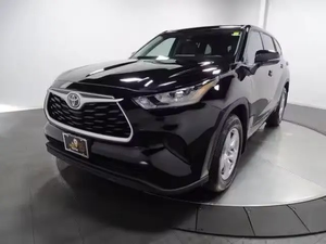 Toyota Highlander AWD L 4 porte SUV 2024 con guida a sinistra, sedili in pelle, telecamera posteriore, 250-300 CV, fari allo xeno, 75001-100000 - Product Image 3