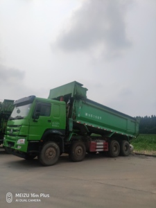 รถดัมพ์ดีเซล HOWO 6x4 ใหม่ 351-450 แรงม้า ยูโร 3 เครื่องยนต์ Weichai เกียร์ธรรมดา FAST ความจุ 31-40 ตัน กล้องมองหลัง 360 องศา แบบสัมผัส - Product Image 2