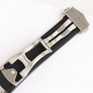 Montre-bracelet pour homme haut de gamme, classique, tendance et best-seller, avec bracelet en cuir, affichage de la date et verre saphir. - Product Image 4