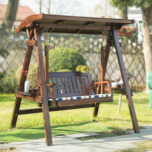 Balançoire personnalisée avec cadre en <span class=keywords><strong>bois</strong></span> de pin et chaînes suspendues pour le jardin et la cour - Product Image 1