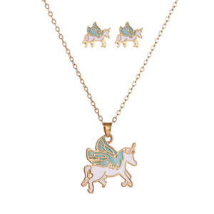 Trendz Offre Spéciale Métal Dégoulinant Artisanat Licorne Fille Enfants Collier Boucles D'oreilles Ensemble De Bijoux - Product Image 1