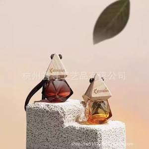 Ambientador Colgante para Coche Atenalan, Fragancia Natural de Madera, 60-90 Días de Duración, Aroma a Té Blanco y Osmanthus - Product Image 4