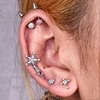Bijoux de corps en titane ASTM F136 en gros - Boucles d'oreilles clous tendance unisexe, plaqué or, zircon cubique, bijoux fins, cadeau