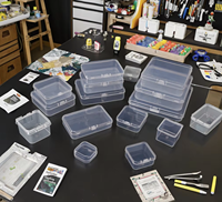 Boîtes de rangement carrées en plastique transparent recyclables de marque FUYANG en gros pour cartes de poker, petits jouets et artisanat, emballage cadeau