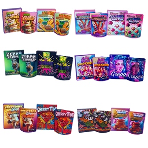 Pochons Découpés à la Forme Irrégulière Spéciale Cali Packs Holographiques Anti-Odeur à Fermeture Éclair, Sacs Mylar 3.5 avec Boîtes en Stock - Product Image 1
