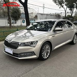 Auto Usado a Gasolina de China: <span class=keywords><strong>Skoda</strong></span> <span class=keywords><strong>Superb</strong></span> 2.0T 7DCT Sedán de Lujo (Incluye Inspección Completa Certificada) - Product Image 1