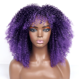 Commercio all'ingrosso corto riccio crespo con frangia per le donne nere <span class=keywords><strong>parrucca</strong></span> Afro riccia parrucche per <span class=keywords><strong>capelli</strong></span> in fibra sintetica per l'uso quotidiano della festa - Product Image 4