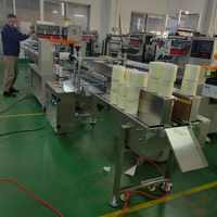 Machine d'emballage de type oreiller entièrement automatique à moteur électrique pour papier toilette en plastique et marchandises générales