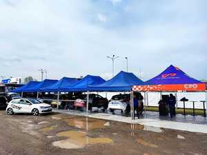 Carpa Plegable Portátil de Aluminio y Acero para Eventos, 10x10 pies (3x3 m), Tipo Gazebo, para Ferias Comerciales, Publicidad y Exhibiciones - Product Image 6