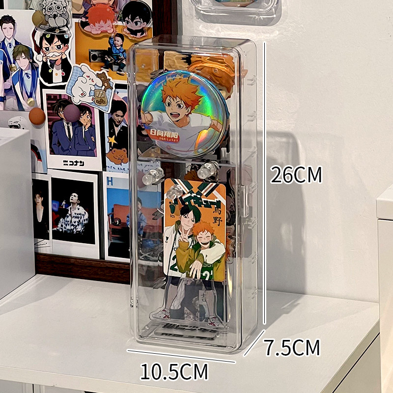 Petit meuble de rangement transparent en acrylique.