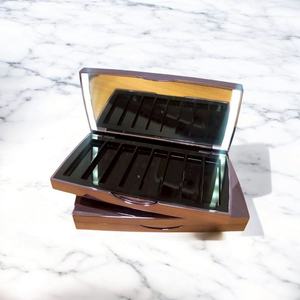 Palettes de fards à paupières cosmétiques en plastique personnalisées avec lumière LED - Product Image 5