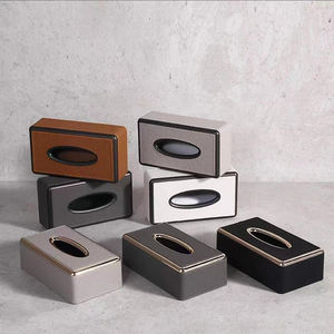 Boîte à mouchoirs en cuir de luxe personnalisée de forme carrée avec des rayures dorées pour un usage décoratif d'hôtel Boîte à mouchoirs carrée en métal - Product Image 4