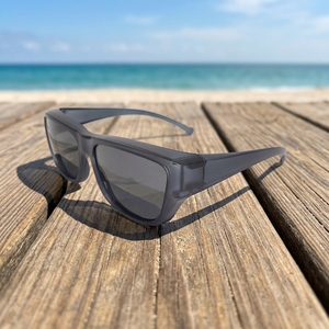 Lunettes de soleil OTG de styliste, accessoires de bonne qualité, prix pas cher, marques célèbres, mode - Product Image 3