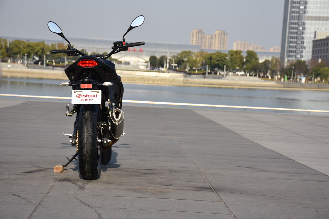 Sinski高速パワー140km/hカスタマイズ150cc 250cc 300cc 400cc