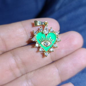 CZ8494 Dainty CZ Micro Pave เครื่องประดับเสน่ห์18K ทอง CZ paved Enamel ล็อคหัวใจและคีย์ Saint benedict เสน่ห์ - Product Image 5