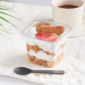 Nuevos Vasos Desechables para Postres de 24oz, Grado Alimenticio, de Plástico PET Reciclado, para Helado, Yogur, Sándwiches, con Tapa y Cuchara - Product Image 4
